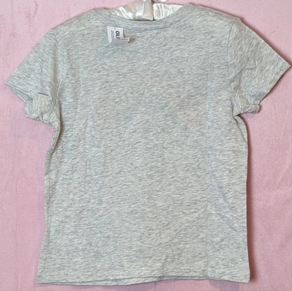 Old Navy Heather Gray Short Sleeve Rainbow Find Your Joy Tee size Medium 8